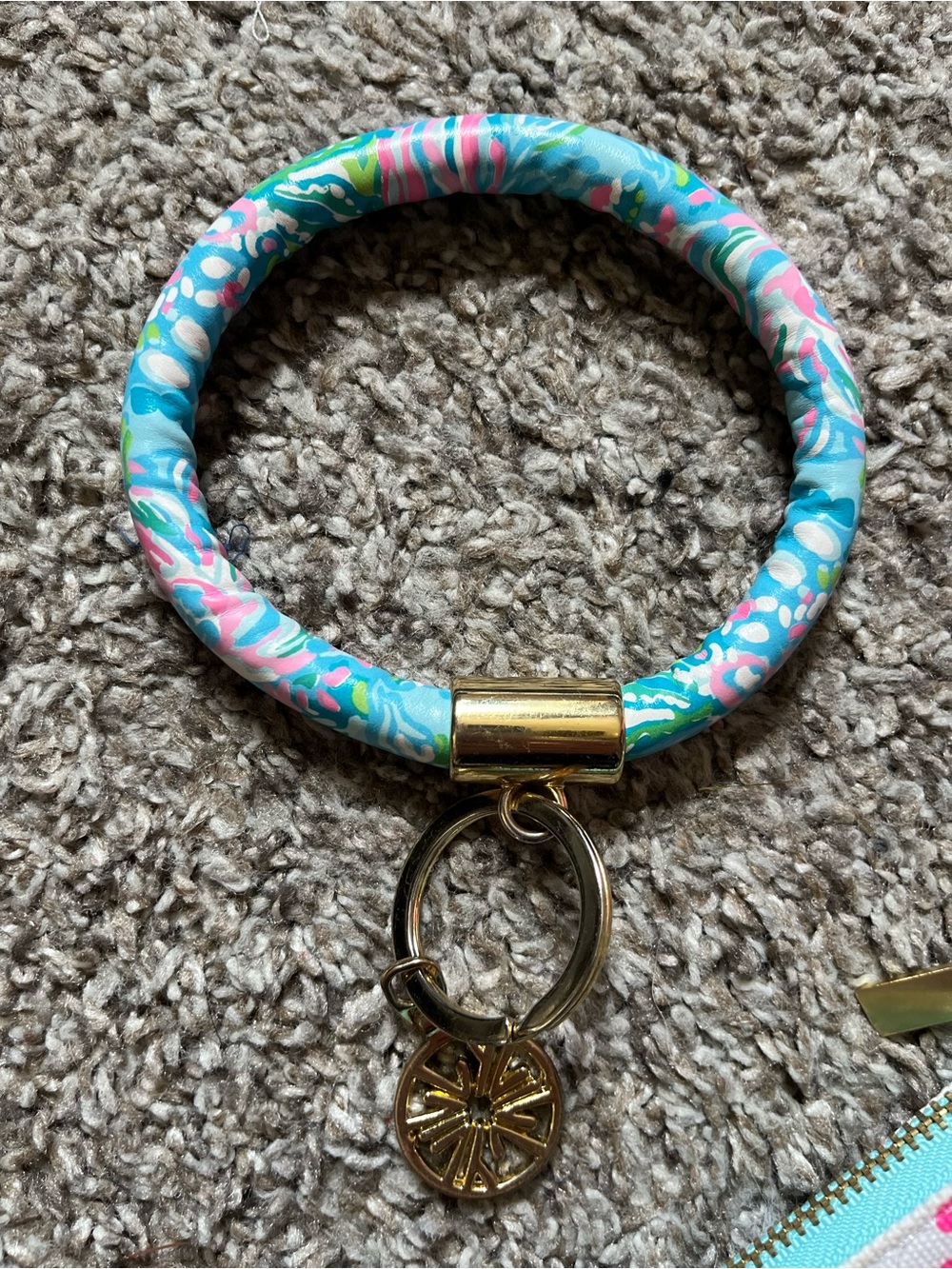 SOLD 

Lilly Pulitzer Blue Pink Green Patterned Bangle Key Ring with Gold Charm